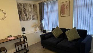 Stylish one bed apartment with off road parking - Foto 5