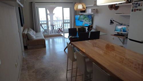 Apartamento de Calidad en Almerimar con Excelente Vista al Mar y buena Ubicacion - Foto 2