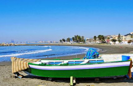 VILLA OASIS PINARES DE SAN ANTÓN -pool, sea, near Málaga city center- - Foto 9