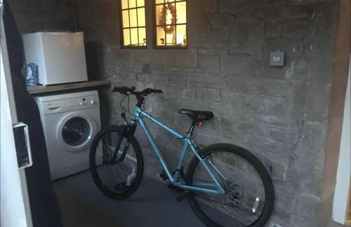 Cosy Arts & Crafts Cottage with stunning views - Photo 22