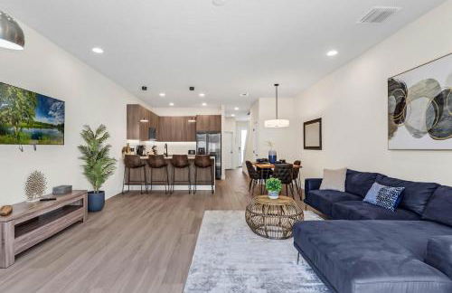 TR17126 - 3 Bed-3 bath w/pool near Disney sleeps 6 - Foto 4