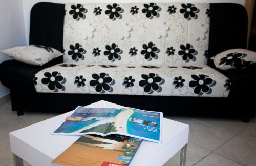 Apartments Mediterranea with heated pool - Foto 3