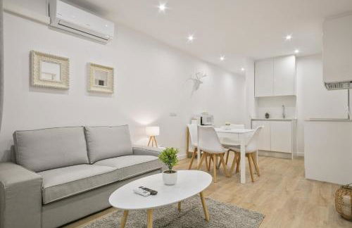 The White Flats Les Corts - Photo 3