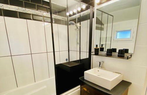 La Maison des Plantes, charmante, atypique et cosy pour 4 personnes avec parking et jardin - Photo 17