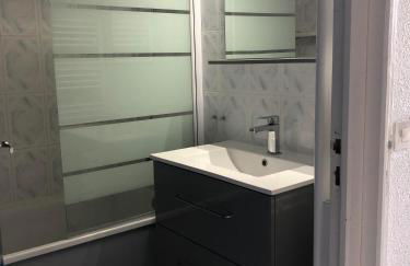 BARCARESA-Villa de Louis piscine vue mer, Lydia et plage - Foto 18