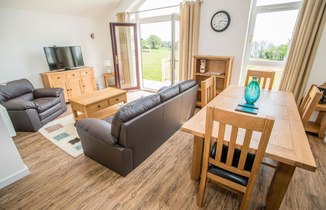 Stoneleigh Village - Photo 40