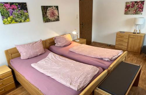 Ferienwohnung am Wald mit Garten & Hot-Tub & Alpakas - Foto 40