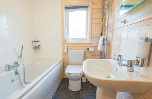 Dovestone Luxury Lodges sleeps 4 - pets welcome - Foto 9