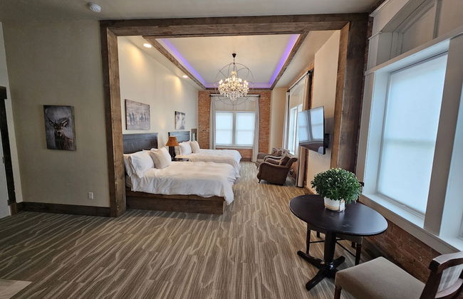 Eaglescape Suites and Event Center - Photo 4