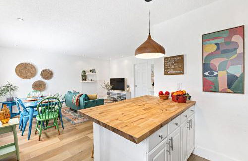 Stylish 2 BR Condo - Close to Riverwalk - Foto 41