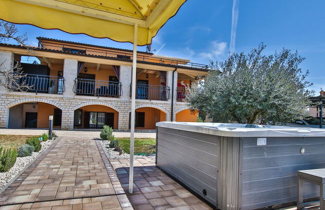 Apartment Tina with Hot Tub - Foto 52