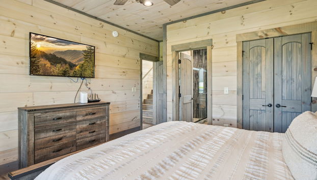 Peaceful Pastures 4 Bedroom Cabin by RedAwning - Foto 5, Habitación