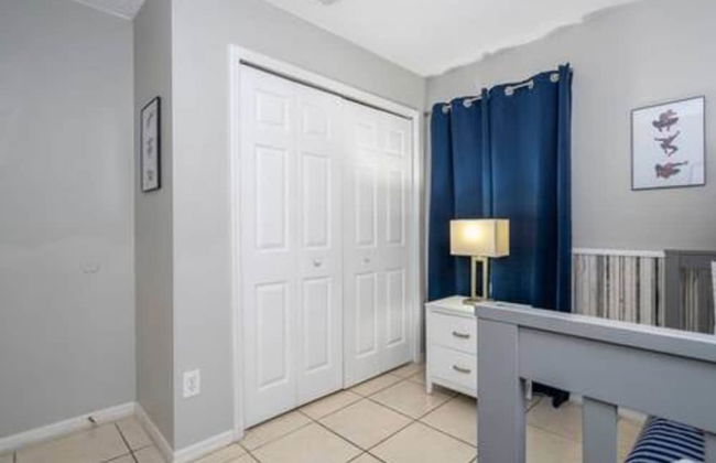 Amazing 5 BR w Game Room Minutes From Disney - Foto 48