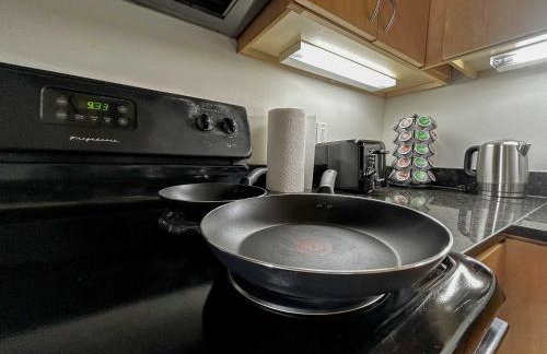 West Loop - City Views With In & Out Parking 2 - Photo 51