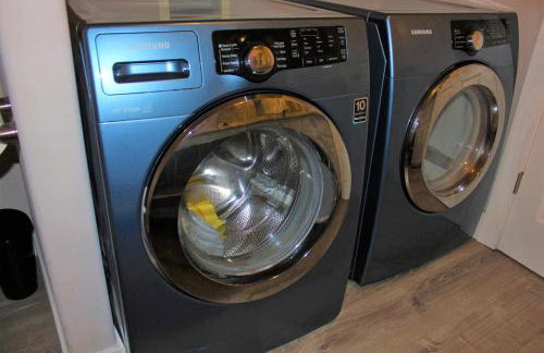 HoneyHomes Spectacular View Home with Amenities - Foto 26