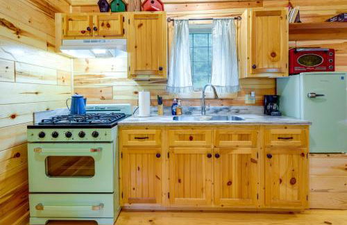Marlinton Cabin Rental with Greenbrier River Access! - Foto 9