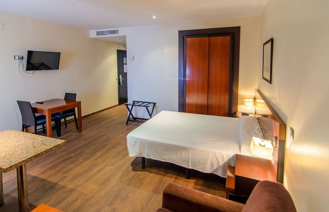 Hotel Apartamento Martín Alonso Pinzón - Photo 11