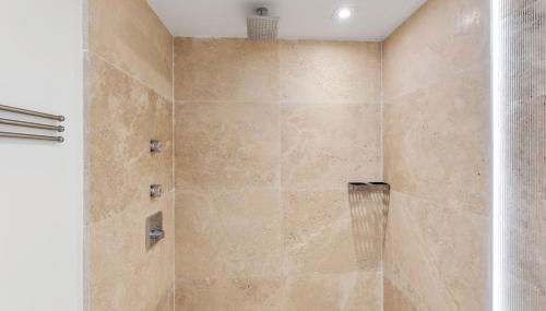 Amazing Ocean and 1 Hotel pool Views 2BR 3BA w Balcony - Foto 5