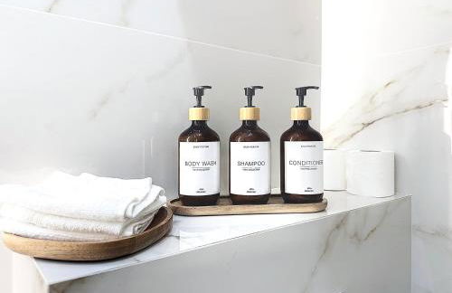 DELUXE SEAVIEW BALCONY - 2 min PALAIS & BEACH - Foto 9