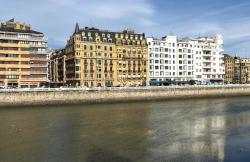 Deluxe Apt-Views to historic Maria Cristina Hotel - Foto 29