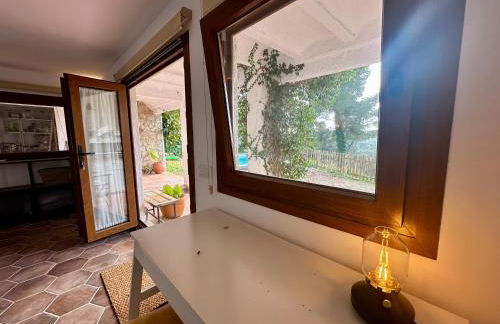 PRAGA 2 - Encantadora casa con piscina y vistas al bosque! - Foto 34