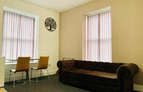 Marina Apartments - Photo 6
