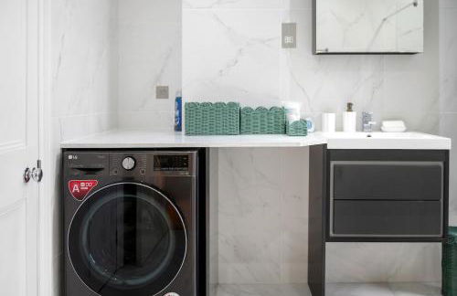 New stylish 3-Bed Pimlico House near Big Ben - Photo 27