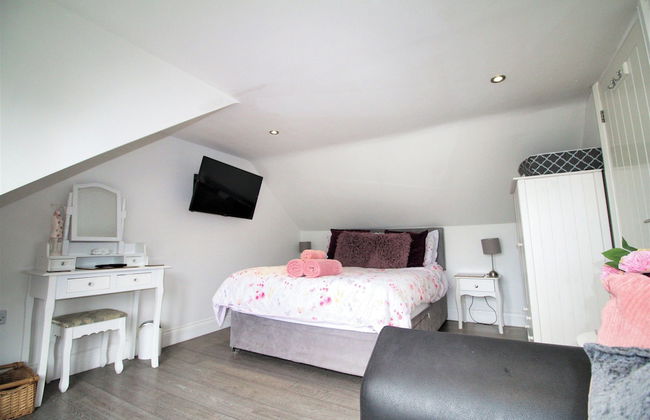 3 Bedrooms - 2 Bath Rooms - Dog Friendly - Parking - Foto 4