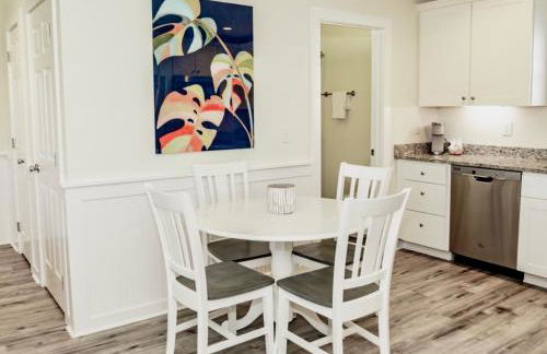 1st Fl ADJ - Salt Suites - Photo 14