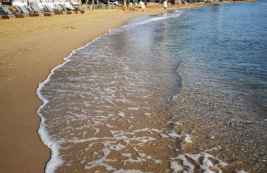 Xaido's House near airport port sea - Foto 13