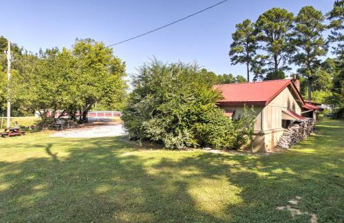 Vintage House with Fire Pit Less Than 6 Mi To Kentucky Lake! - Foto 20