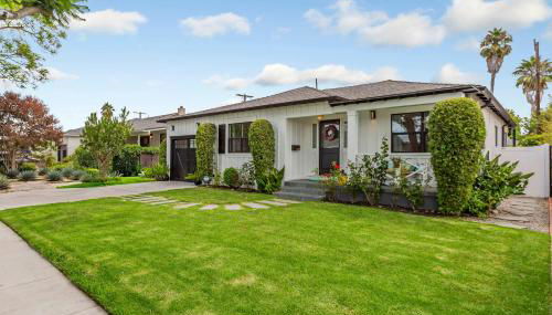 Spacious 4BR Games Workspace Outdoor Fun - Foto 3