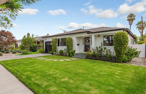 Spacious 4BR Games Workspace Outdoor Fun - Foto 3