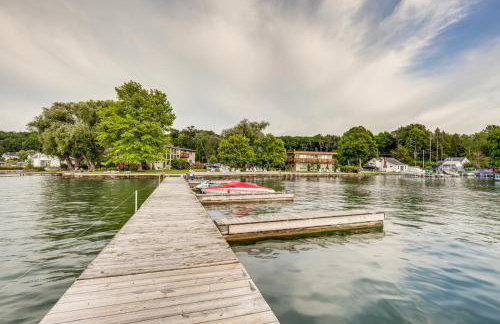Canandaigua Lake Romantic Getaway with Boat Slip! - Foto 1