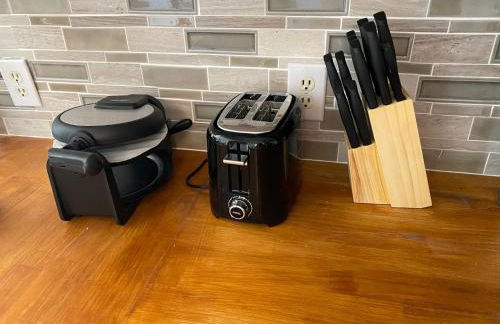 Beautiful House Sleeps 12 - Hot Tub - Breakfast - Walk to Beach - Foto 20