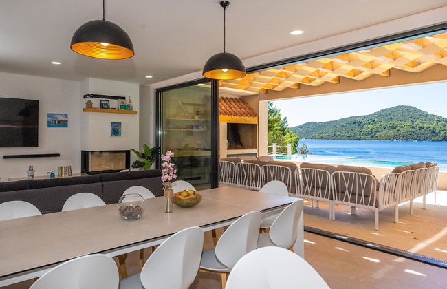 Beachfront Villa Brulupes - Foto 58