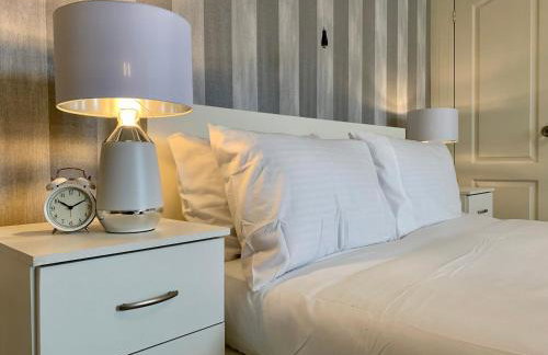 Spacious 6BR Victorian Home in 14 Somerford Near Wolverhampton Centre with Free Parking - Foto 14