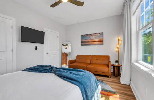 1 Block to Beach, Park 3 cars, Game Room and Balcony - Foto 17