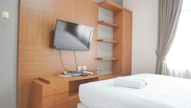 Comfort And Simply Look 1Br At Bellezza Apartment - Foto 2, Habitación