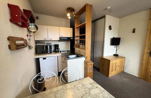 Résidence Serre D'aigle - Studio avec coin montagne · Au pied des pistes · Casier à skis privé MAE-0594 - Foto 1