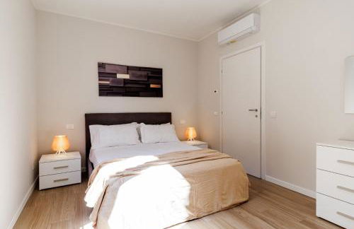 Chiara Apartment 6 guest - Train Station - Parking - Foto 5