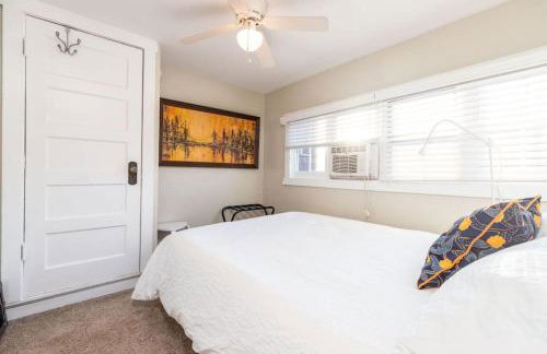 Historic Avenues Downtown w Dedicated Workspace - Foto 8