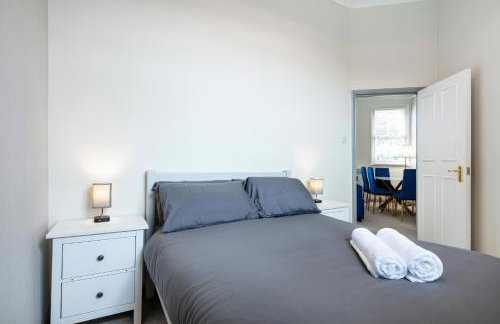 5A - Bright and Airy 2 Bedroom Apartment - Close to Central - Foto 3