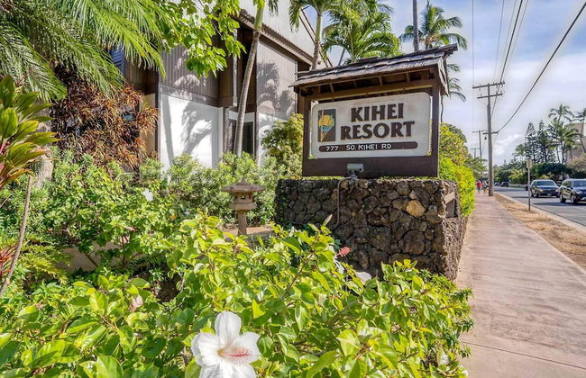 Tropical & Serene Garden Vistas - Photo 38