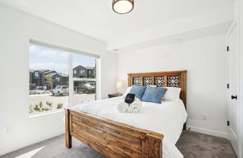 The Charleston by Crafty Casitas, near Snowbasin, 2 Kings and a Queen - Foto 5