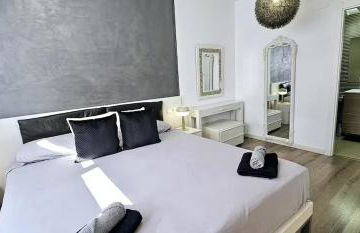 Ideal for families on the beach in Barcelona with a pool - Photo 7