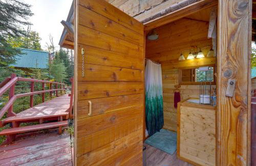 Lakefront Bliss! Ultimate Soldotna Retreat with Deck - Foto 15