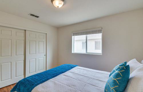 7 Mi to Lake Yosemite Family Home with Fenced Yard - Foto 25