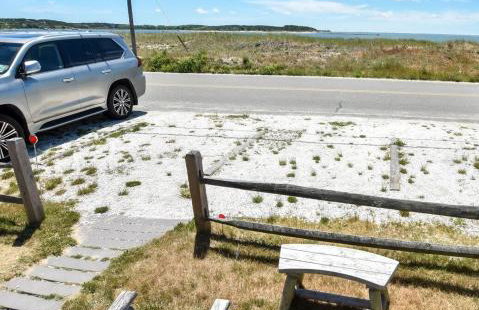 Across from Mayo beach walk to downtown - Foto 20