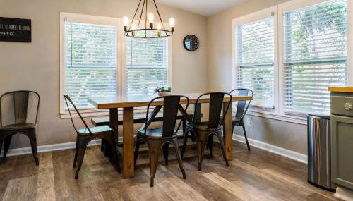 Franklin 4BR Escape, BBQ, Fire Pit, Sleeps 15 - Foto 4